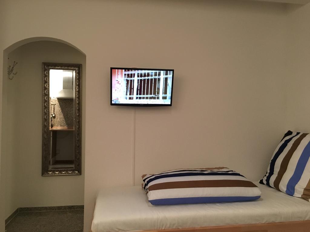 Gästehaus Buonanotte BRE Zimmer foto